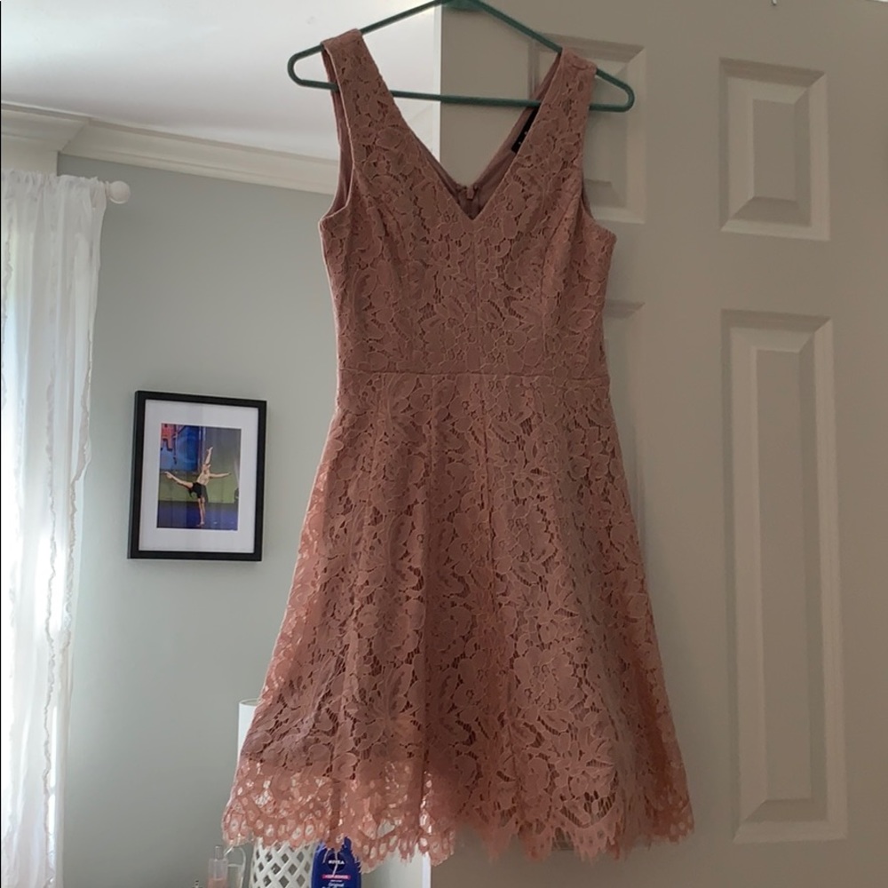 pink dress